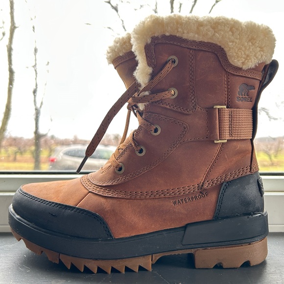 Sorel Tivoli Parc boot
Size 7.5 - Picture 2 of 3
